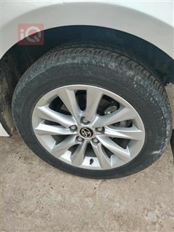 تۆیۆتا کۆرۆلا